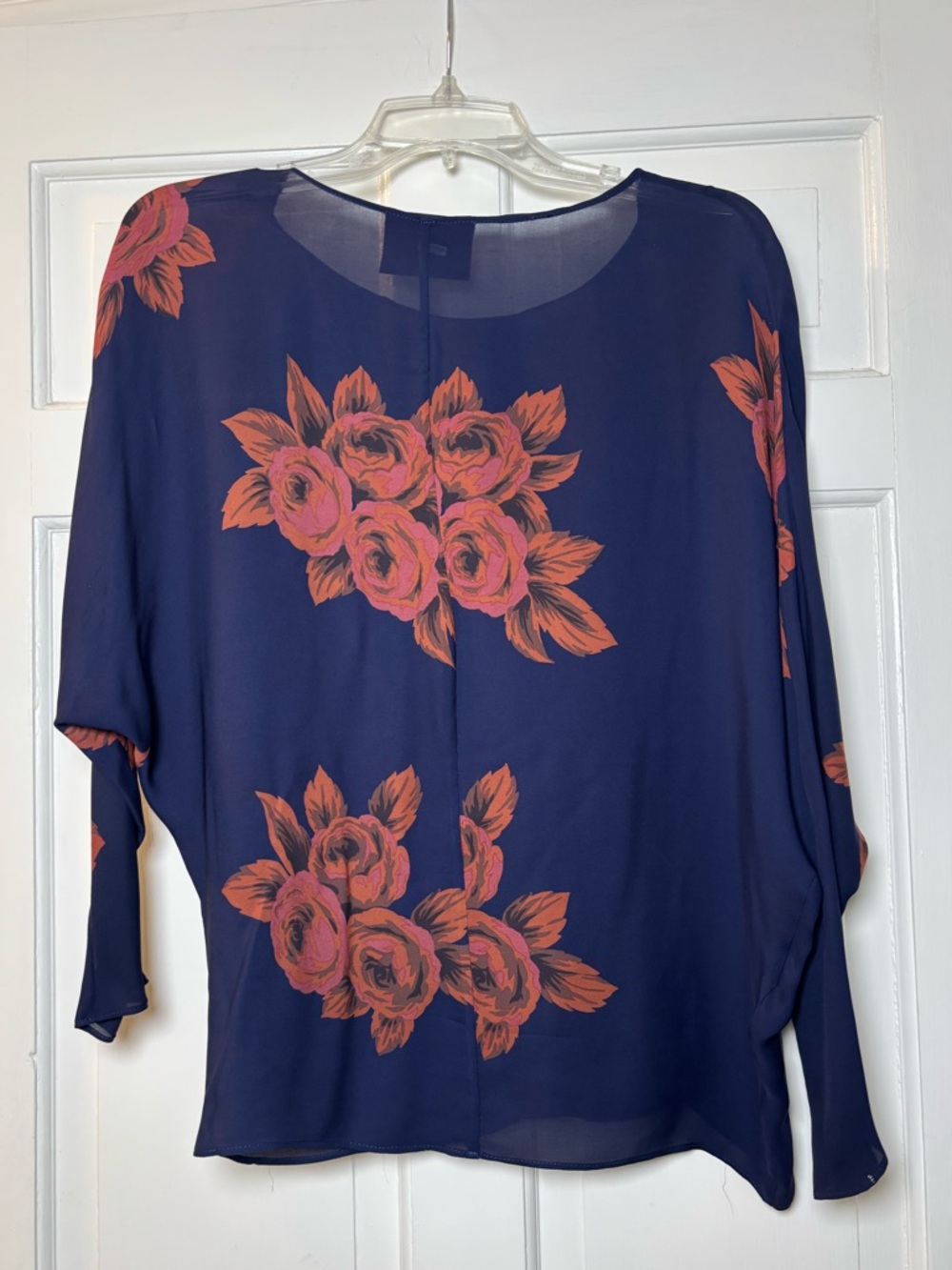 No. 6 Store 100% Silk Hand Sewn Women's M Navy Rose Print Floral Blouse Like New